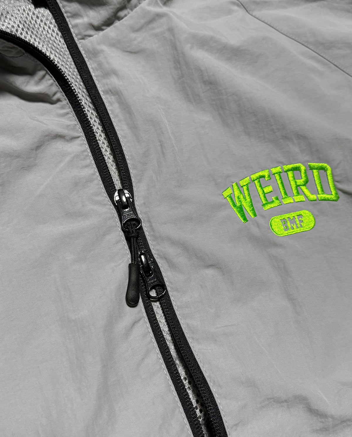 COLLEGE LOGO Nylon Jacket [Gray × Neon Green]